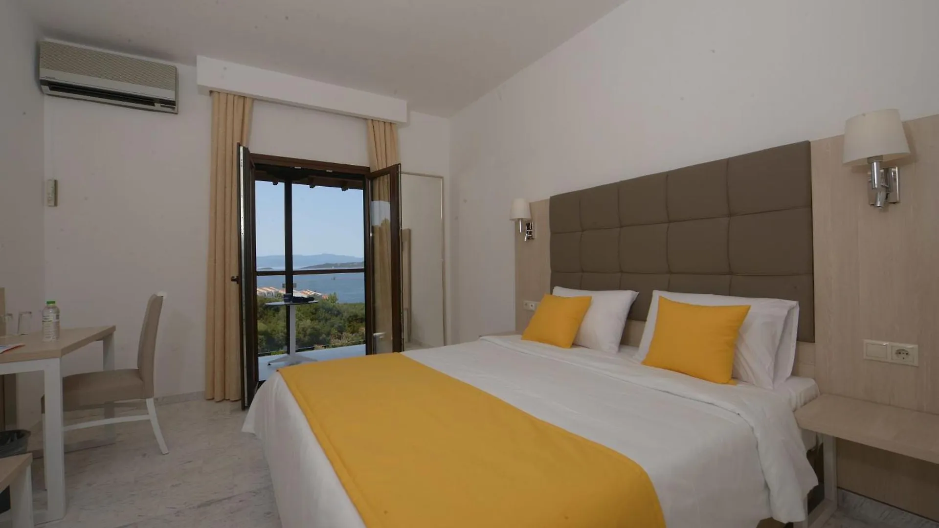 Aristoteles Holiday Hotel And Spa Ouranoupoli