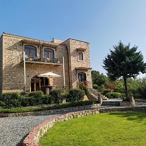 https://villa-ermis.rethymnohotels.net